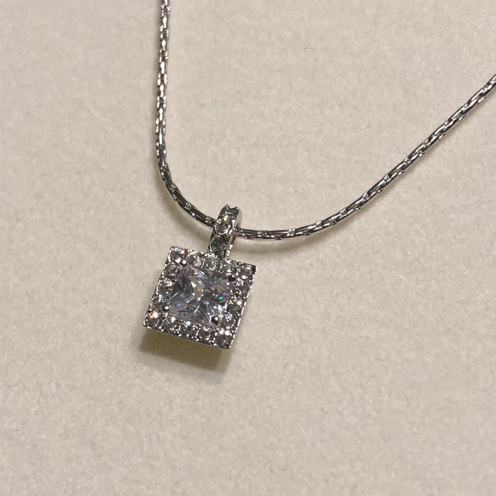 FINAL SALE ⚠️ Oliver Weber Silver Necklace Crystal